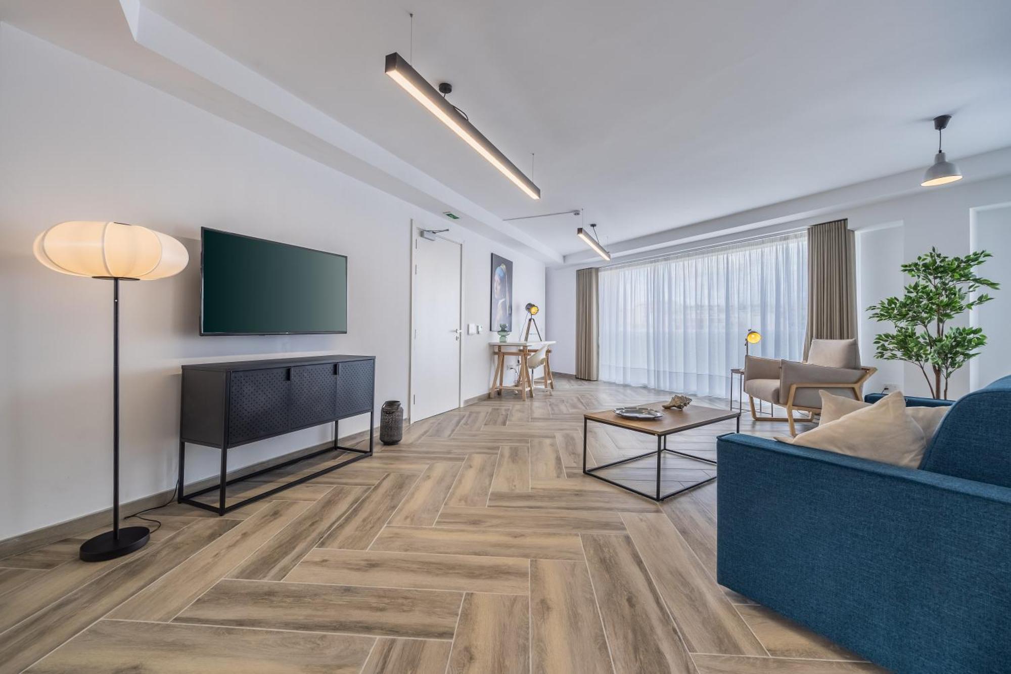 The Cube - Designer Finished By Sf Homes *
